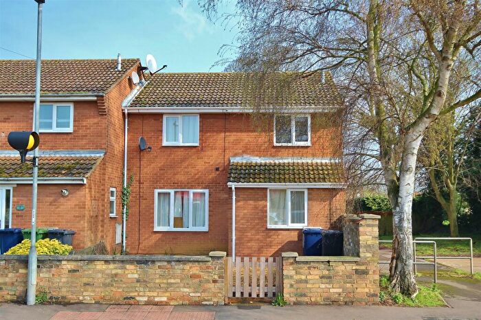 2 Bedroom Apartment To Rent In North Road, St. Ives, PE27