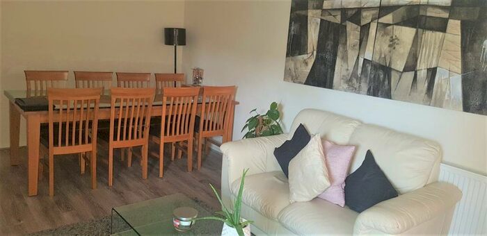 2 Bedroom Apartment To Rent In Brompton Court Stanmore, HA7