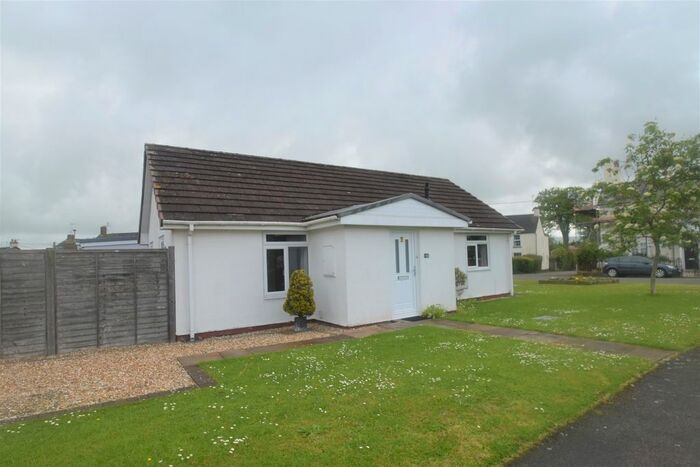 2 Bedroom Bungalow To Rent In Townlands, Willand, Cullompton, Devon, EX15