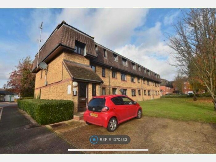 1 Bedroom Flat To Rent In Southwold Road, Watford, WD24