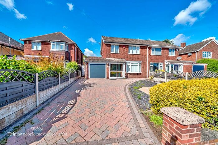 3 Bedroom Semi-Detached House For Sale In Hednesford Road, Cannock, WS11
