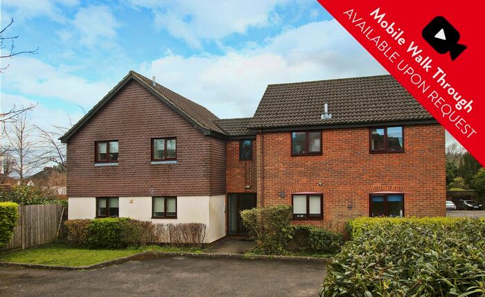 1 Bedroom Flat To Rent In The Laurels, Farnham, GU9