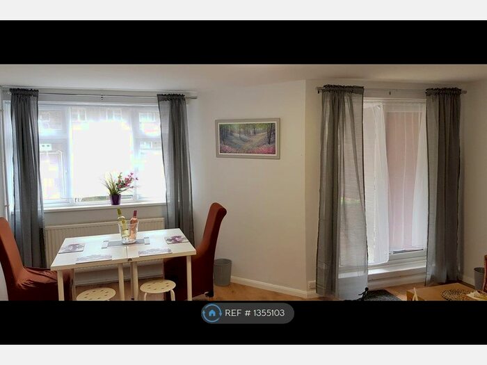 3 Bedroom Terraced House To Rent In Wellington Road, Tilbury Essex, RM18