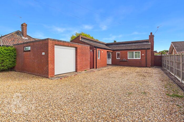 2 Bedroom Detached Bungalow For Sale In The Street, Poringland, Norwich, NR14