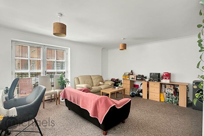 2 Bedroom Apartment To Rent In Waterside Lane, Colchester, CO2