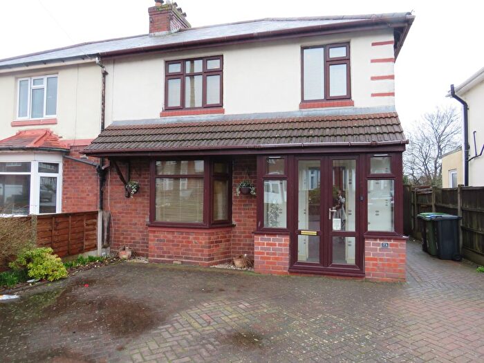 3 Bedroom Property To Rent In Bleakhouse Road, Oldbury, B68