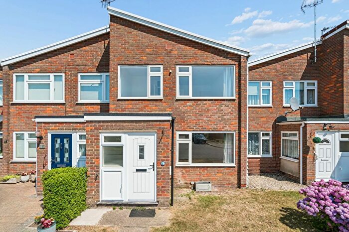 3 Bedroom Terraced House For Sale In Peters Close, Prestwood, HP16