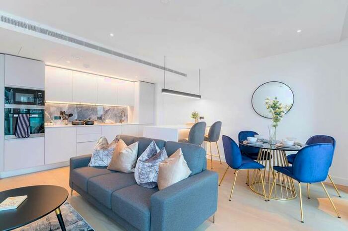 2 Bedroom Flat To Rent In White City, Shepherd's Bush, W12