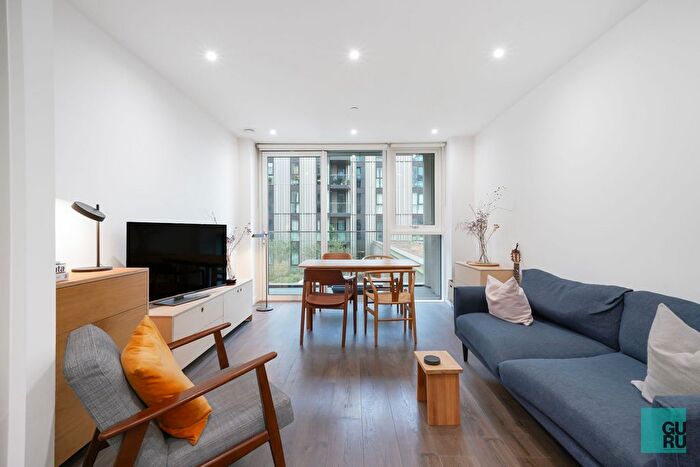 1 Bedroom Flat To Rent In Woodberry Down, London, N4