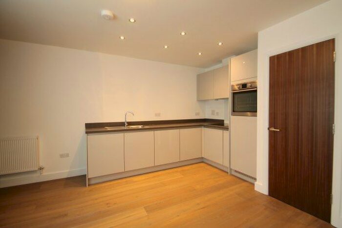 1 Bedroom Flat To Rent In Berwick House, Orpington, BR6