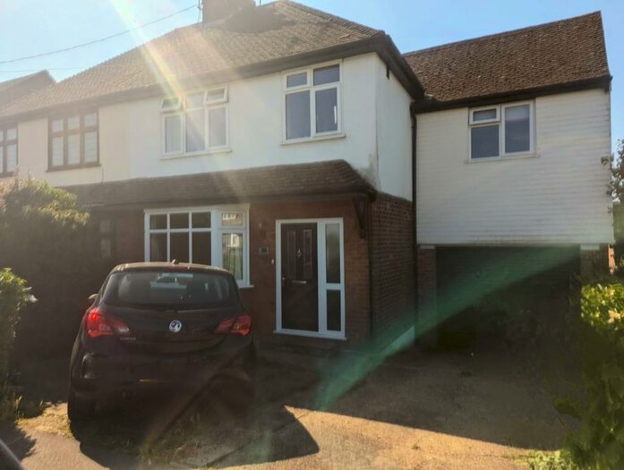 4 Bedroom Semi-Detached House To Rent In Vauxhall Drive, Braintree, CM7