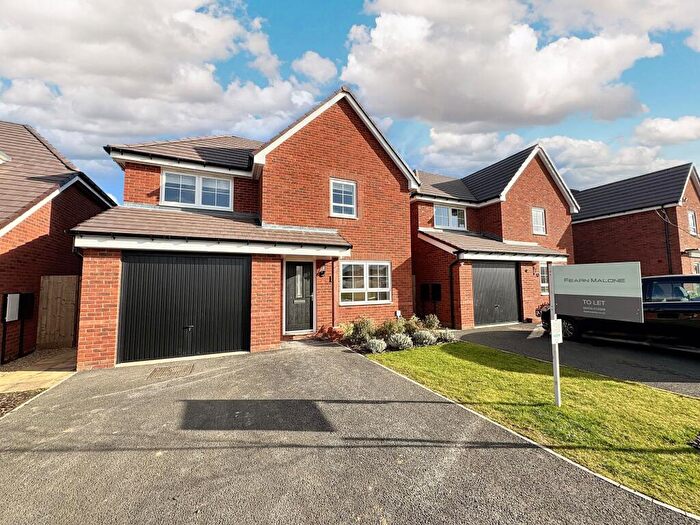 3 Bedroom Detached House To Rent In Goldenrod Close, Rugby, CV22