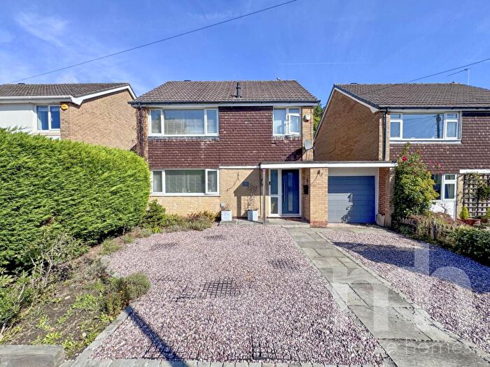4 Bedroom Detached House For Sale In Plymouth Drive, Bramhall, SK7