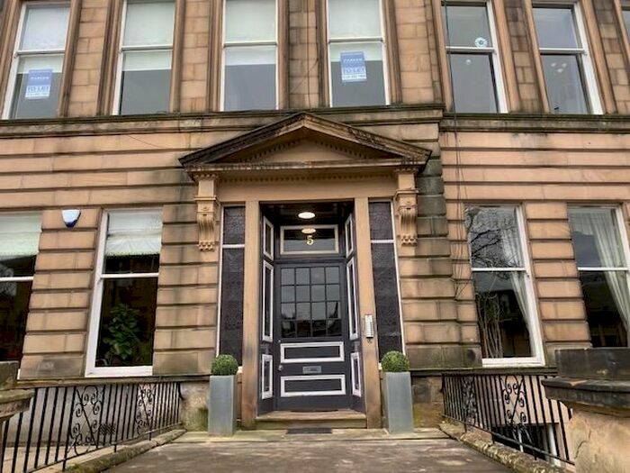 1 Bedroom Flat To Rent In Dundonald Road, Glasgow, G12