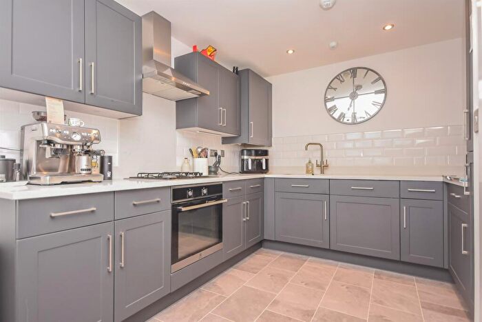 4 Bedroom Semi Detached House For Sale In Stork Lane, Rothwell, Kettering, NN14