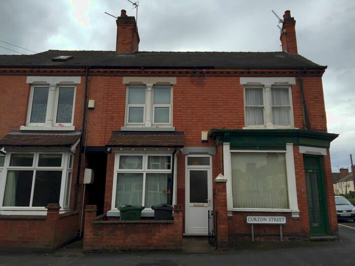 5 Bedroom Flat To Rent In Curzon Street, Loughborough LE11