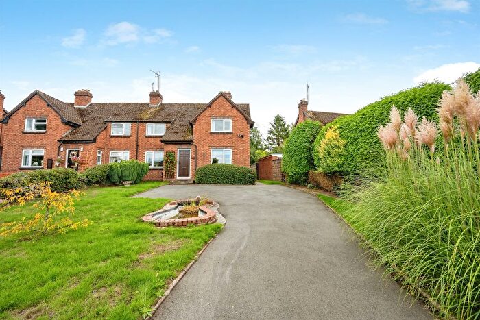 3 Bedroom Semi Detached House For Sale In Stanklyn Lane, Stone, Kidderminster, DY10
