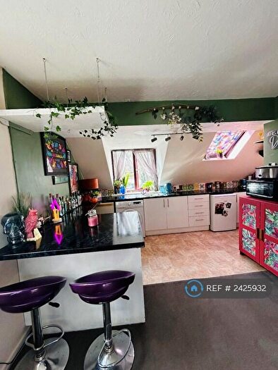 1 Bedroom Flat To Rent In Woodland Vale, Southampton, SO19