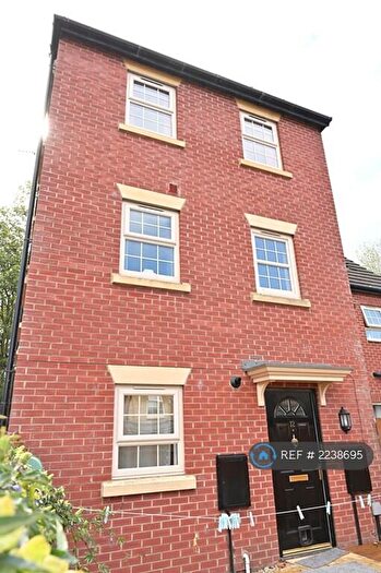 2 Bedroom End Of Terrace House To Rent In Bramblehedge Drive, Sinfin, Derby, DE24