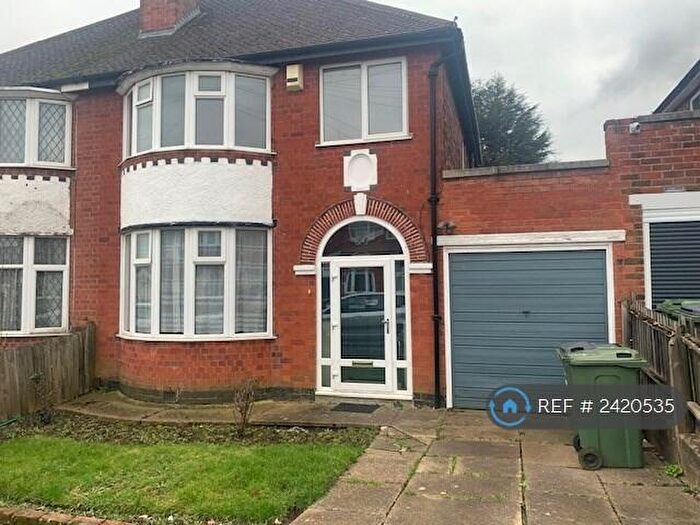 3 Bedroom Semi-Detached House To Rent In Edward Avenue, Leicester, LE3