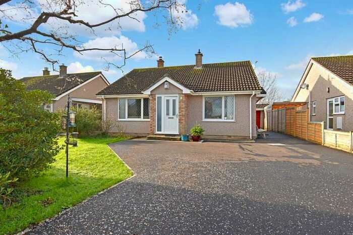 3 Bedroom Bungalow For Sale In Merryfields, Mark, Highbridge, TA9