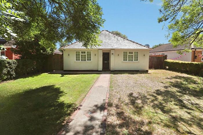 4 Bedroom Detached Bungalow For Sale In Lincoln Road, Dunholme, LN2