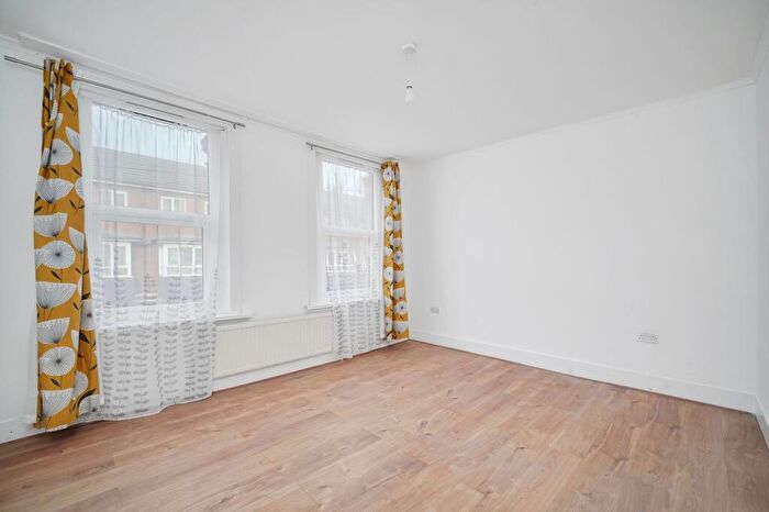 2 Bedroom Terraced House To Rent In Skeltons Lane, London, E10