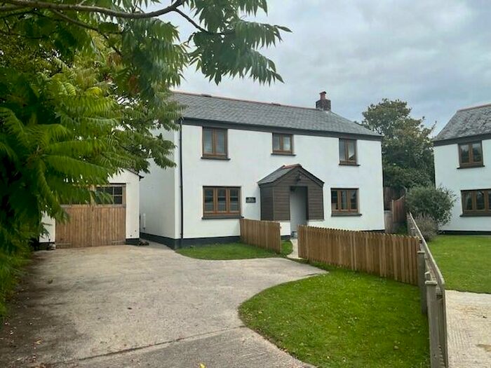 3 Bedroom Detached House To Rent In Lanjeth, PL26