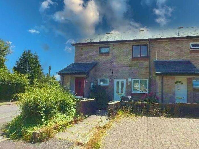 Studio To Rent In Fairwater Close, Fairwater, Cwmbran, NP44