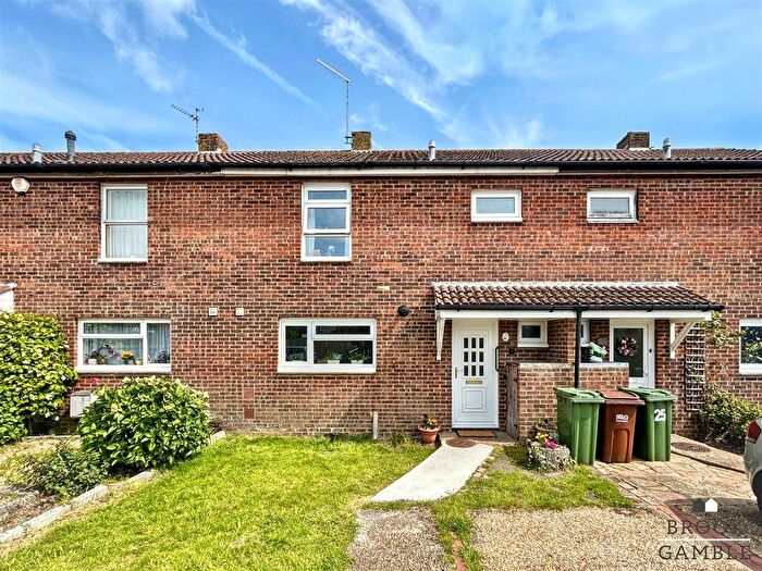 3 Bedroom Property To Rent In Woburn Way, Eastbourne, BN22