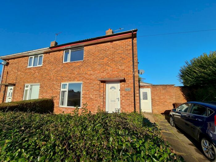 3 Bedroom House To Rent In Queen Mary Road, Lincoln, LN1