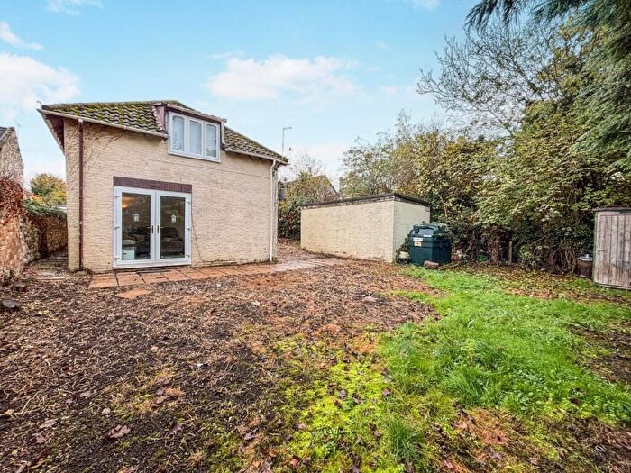 3 Bedroom Detached House For Sale In High Street, Lakenheath, IP27