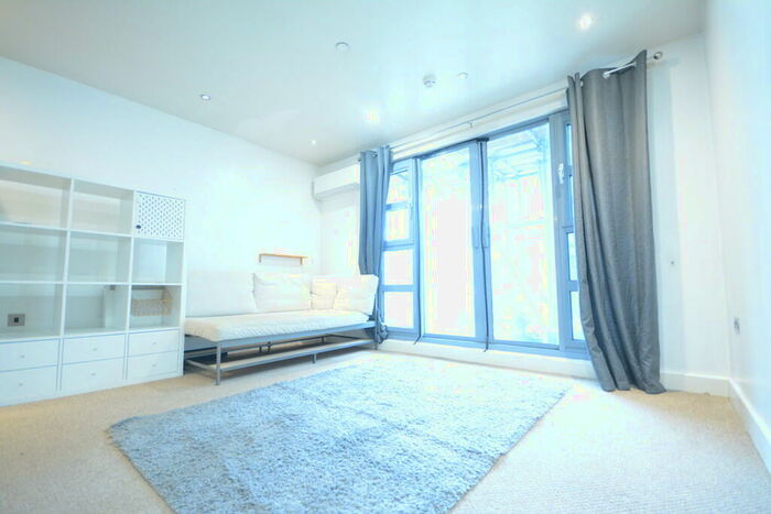 2 Bedroom Apartment To Rent In Castle Exchange, Broad Street, Nottingham, NG1