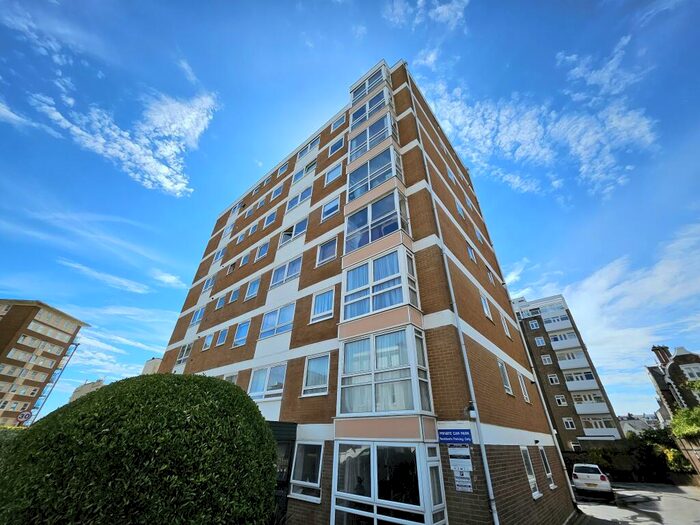 2 Bedroom Flat To Rent In Albany Towers, St Catherines Terrace, Hove, BN3