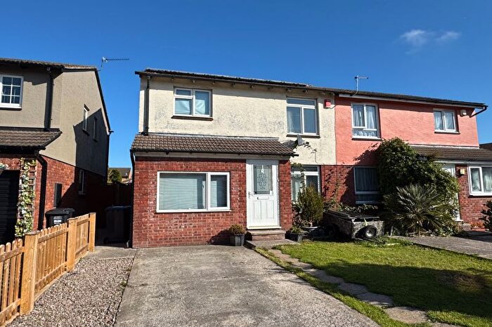 4 Bedroom Semi-detached House For Sale In Canterbury Close, Weston-Super-Mare, BS22