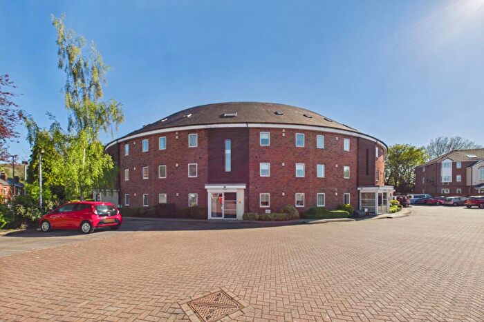 2 Bedroom Apartment For Sale In The Dale, Woodseats, S8