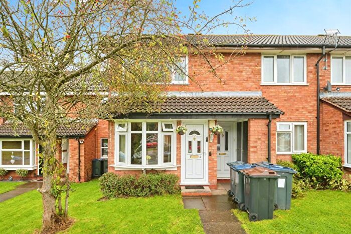 2 Bedroom Apartment For Sale In Finches End, Shard End, Birmingham, B34