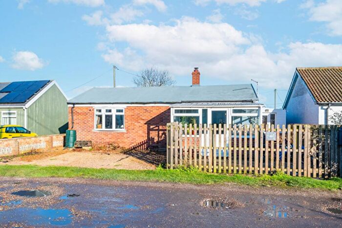 3 Bedroom Detached Bungalow For Sale In Abbotts Way, Eccles-On-Sea, NR12
