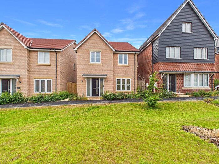 4 Bedroom Detached House For Sale In Birkett Road, Hampton Heights, PE7