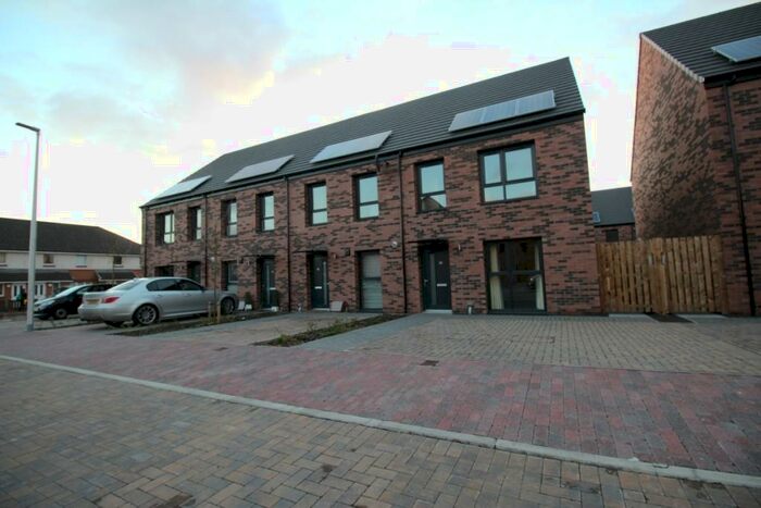 3 Bedroom House To Rent In Kestrel Way, Perth, Perth And Kinross, PH1