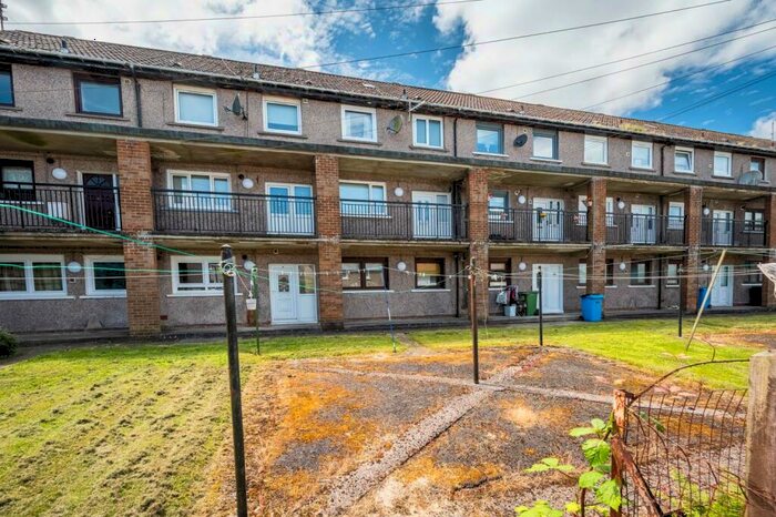 3 Bedroom Maisonette For Sale In Kenmure Way, Rutherglen, Glasgow, G73