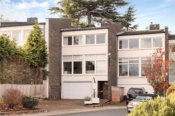 5 Bedroom End Terrace House For Sale In Cedar Court, Wimbledon, London, SW19