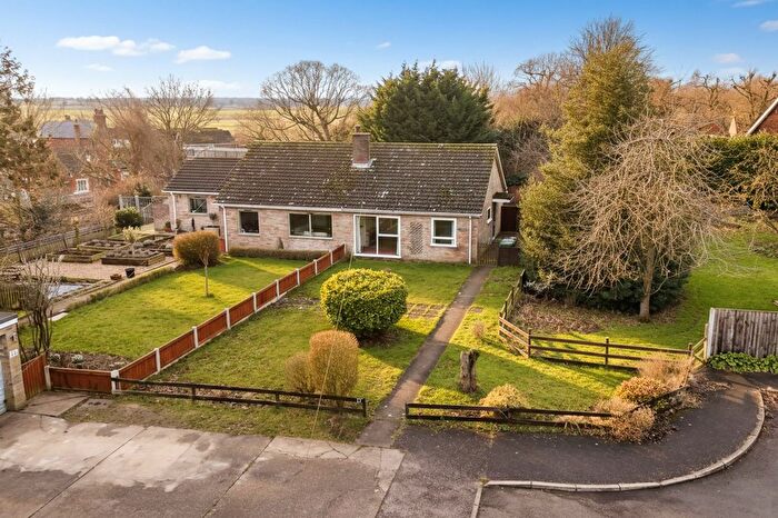 2 Bedroom Semi Detached Bungalow For Sale In Witton Close, Reedham, Norwich, NR13