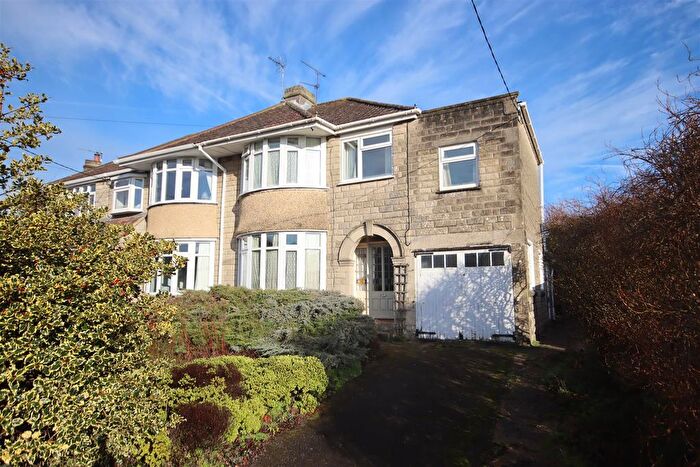 4 Bedroom Semi-Detached House For Sale In Yewstock Crescent West, Chippenham, SN15