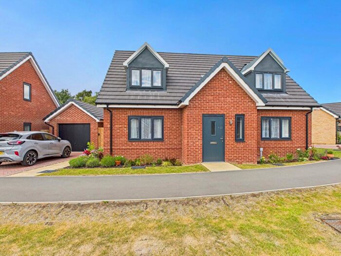 3 Bedroom Detached House For Sale In Hotchkin Gardens, Woodhall Spa, LN10