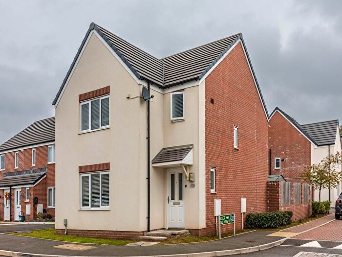 3 Bedroom Property For Sale In Cae'r Delyn, Oakdale, Blackwood, NP12