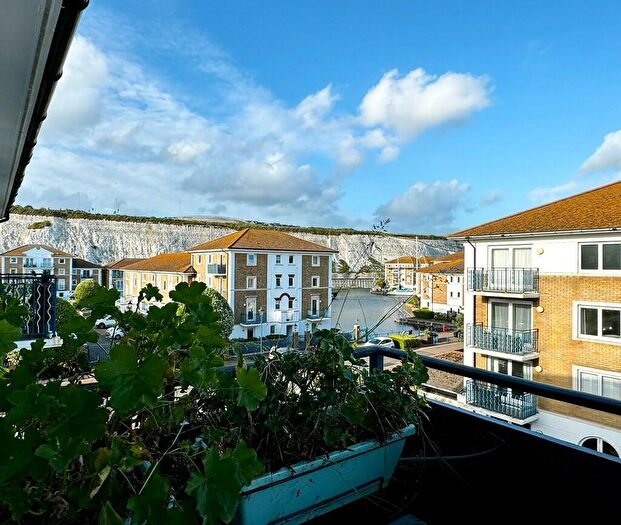 2 Bedroom Apartment To Rent In Collingwood Court, Brighton Marina Village, BN2
