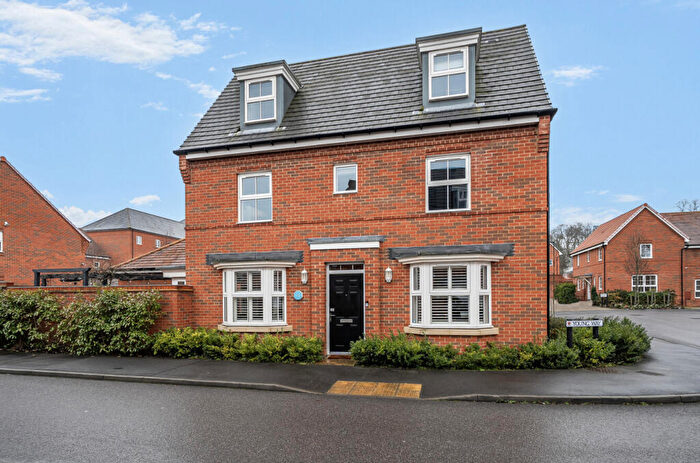 4 Bedroom Detached House For Sale In Young Way, Wellesley, Aldershot, Hampshire, GU11