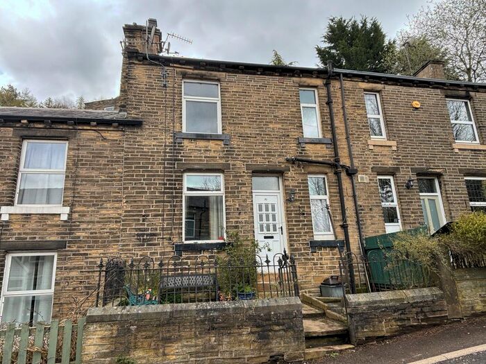 1 Bedroom Terraced House To Rent In Trooper Lane, Halifax, HX3