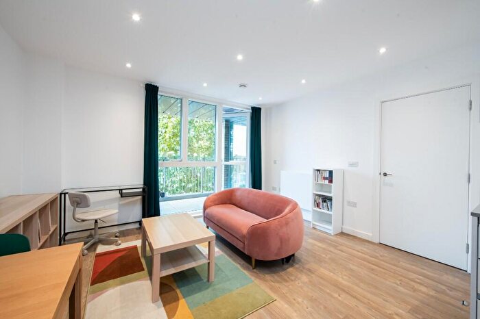 1 Bedroom Flat For Sale In Grand Union House, Ealing Road, Wembley, Middlesex, HA0